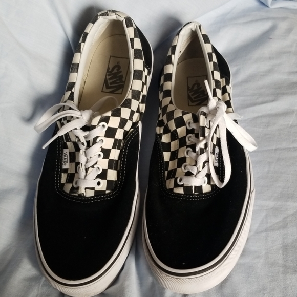 vans off the wall checkered shoes